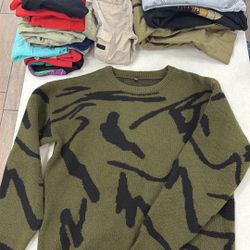 Men’s Large Sweater 