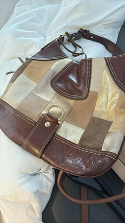 Coach authentic