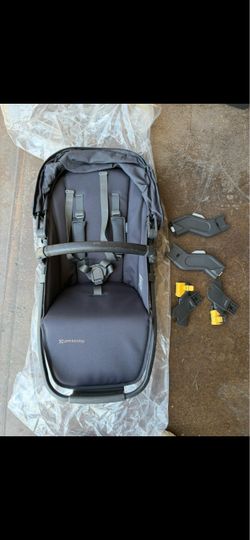 Uppababy vista rumble seat with attachments
