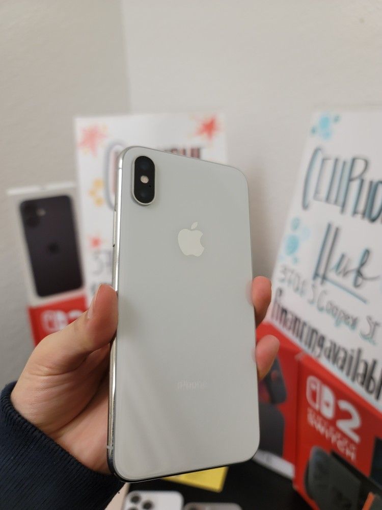Apple IPhone X Unlocked