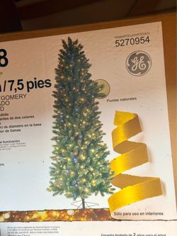 7.5” pre-lit holiday tree