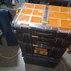 Dewalt tough system 2.0