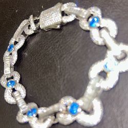 VVS Sz White Gold Bracelet 