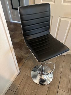 Vanity/Barber Chair