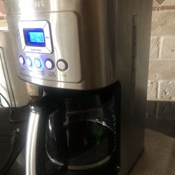 Pioneer Woman Coffee Maker for Sale in Visalia, CA - OfferUp