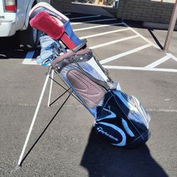 Golf Clubs! Men's Cleveland Complete Set!