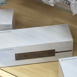 Microsoft surface dock 2