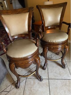 Set of Barstools