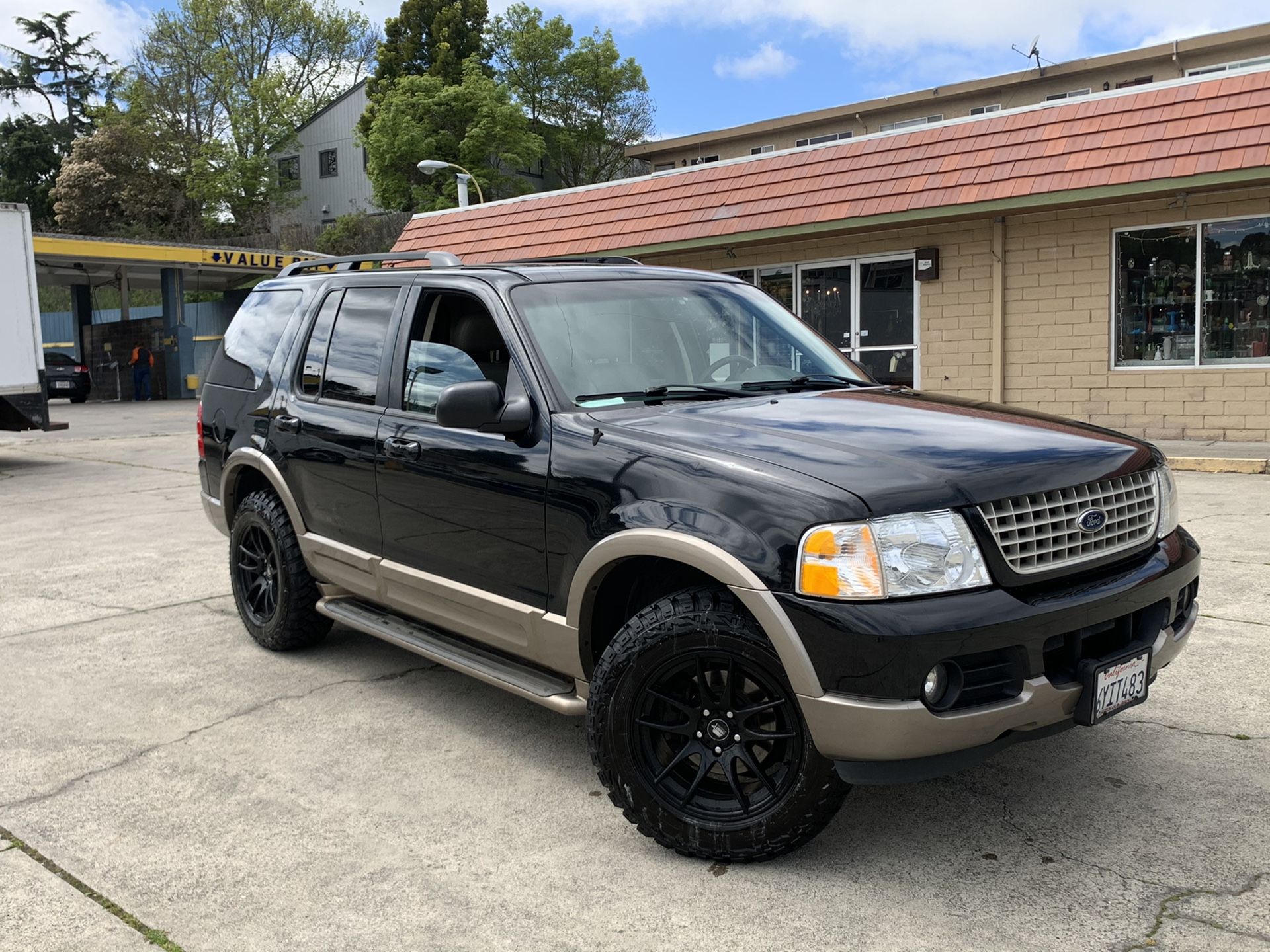 2004 Ford Explorer