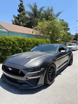 Ford Mustang GT