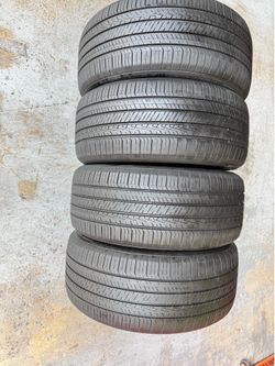 Set of four 235/45/18 Hankook Ventus S-1 Noble with 60-75% Left Tesla Model 3