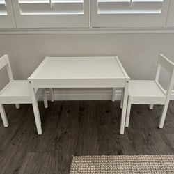 White Kids Table And Chairs