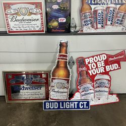 BUDWEISER/BUD LIGHT SIGNS
