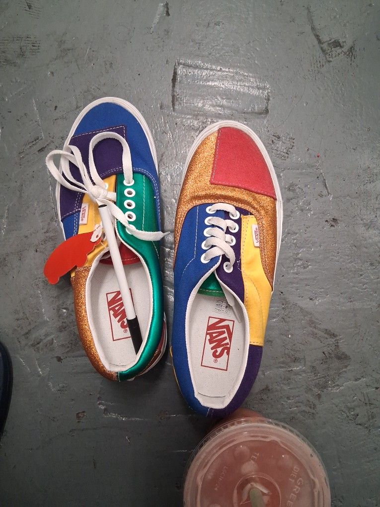 Pride Era Vans Size 8men 9.5women