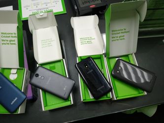 Freeee phones 😁😁😁😁 when porting in from different carrier visit us at 8203 broadway st houston tx 77061