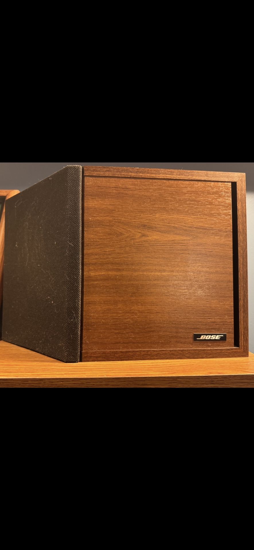 Bose Bookshelf Speakers