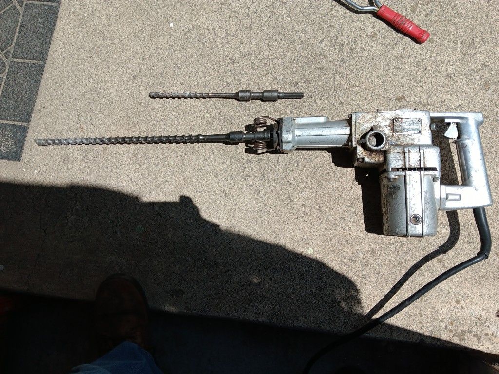 Skil Heavy Duty Roto Hamer