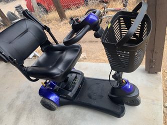 Electric Scooter in Very Good Shape,up To 300 Pounds Capacity