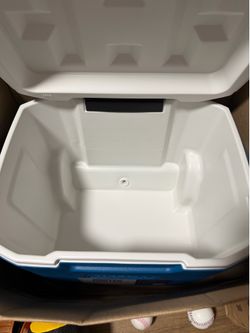 Used 1x. Too Big. Coleman Chiller 9/16/30/48/60qt Cooler with Ice Retention, Leak Resistant, Great for Camping, Concerts, Sports, and More