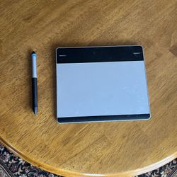 Wacom Intuos Pen And Tablet 