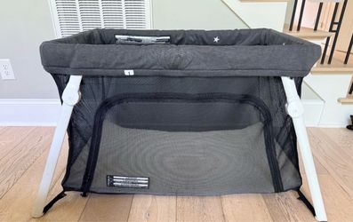 Guava Family Travel Crib