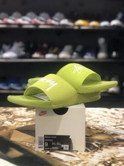 Stussy x Nike Benassi Slides Size 9 (Green)