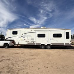 2005 Keystone RV Montana Mountaineer
