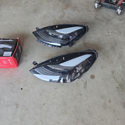Tesla Model 3/Y 2019-23 Headlights