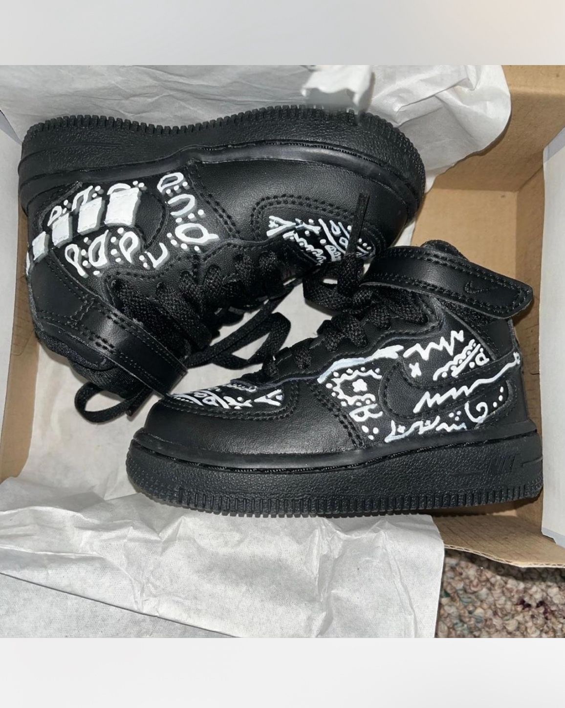 NWT!! Brand New Never Worn Baby Size 5c Custom Made Black And White Nike High-Top Air Force 1