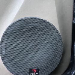 4 Bocinas Focal 165 V30 y dos tuwitwr focal