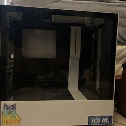 NZXT ATX Mid Tower Gaming Case
