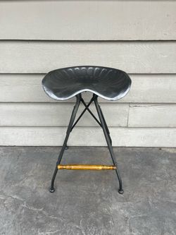 Tractor seat stool