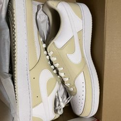 Nike Court Vision “LT Khaki/White” Size 10M/ 11.5Wmns