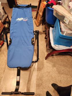 Ab lounge chair