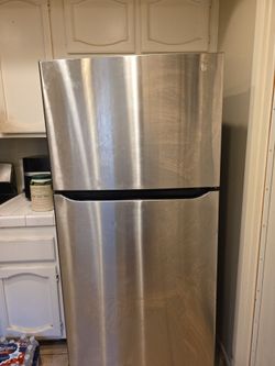 LG Stainless refrigerator with ice maker
