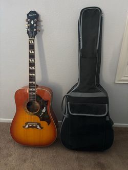 Epiphone Dove Pro with case