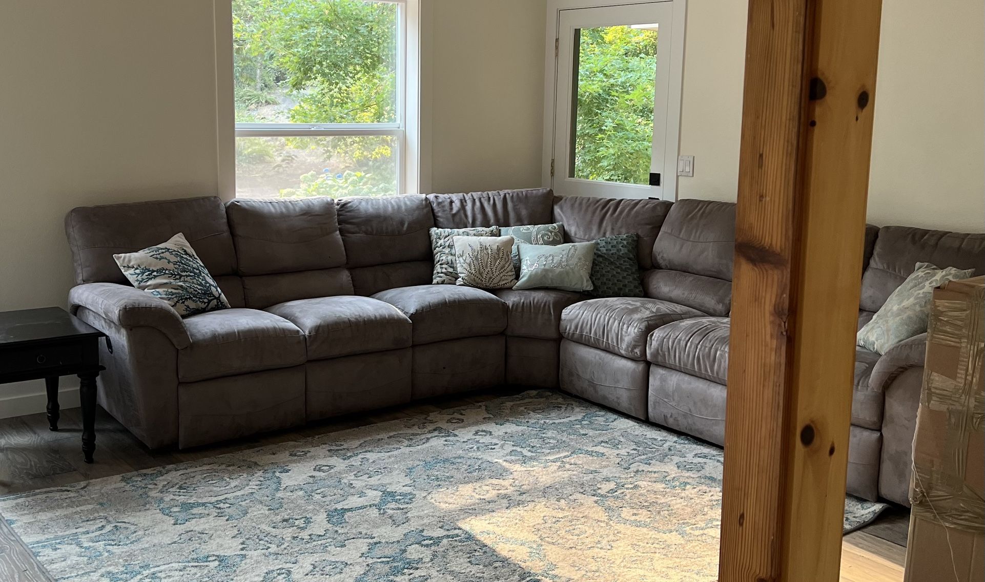 Reclining 7-piece Sectional