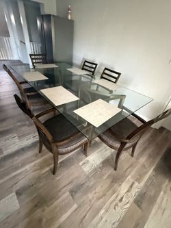 Mesa de cristal como nueva