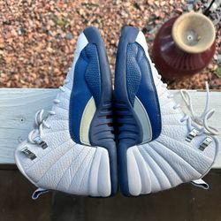 Jordan 12 Blue (Size4.5Y)