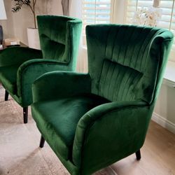 Emerald Green Velvet Wingback Accent Chairs (Set of 2)
