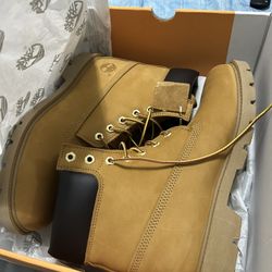 Men Boots 9.5