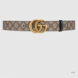 Gucci reversible size 85