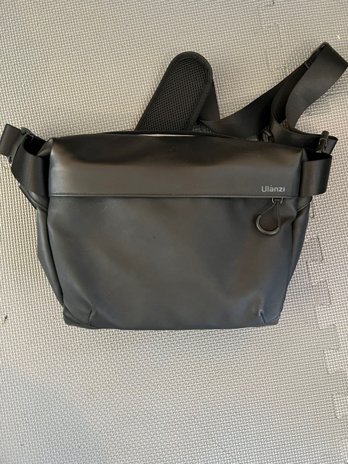 Ulanzi Leather Camera Bag