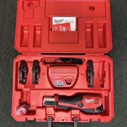 New Milwaukee M12 Force Logic Press Tool Kit W/ Jaws 1/2"-1"