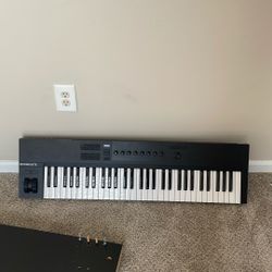 Komplete Kontrol A 61 Midi Keyboard 