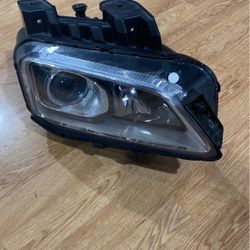 Hyundai Kona Passenger Headlight