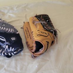 Baseball Gloves. Lefty