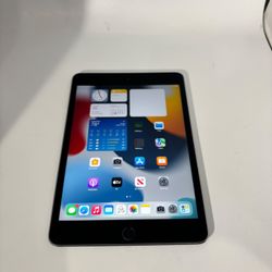 APPLE IPAD MINI 4 128GB Fully Functional