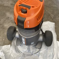 RIDGID 11 AMP ROUTER