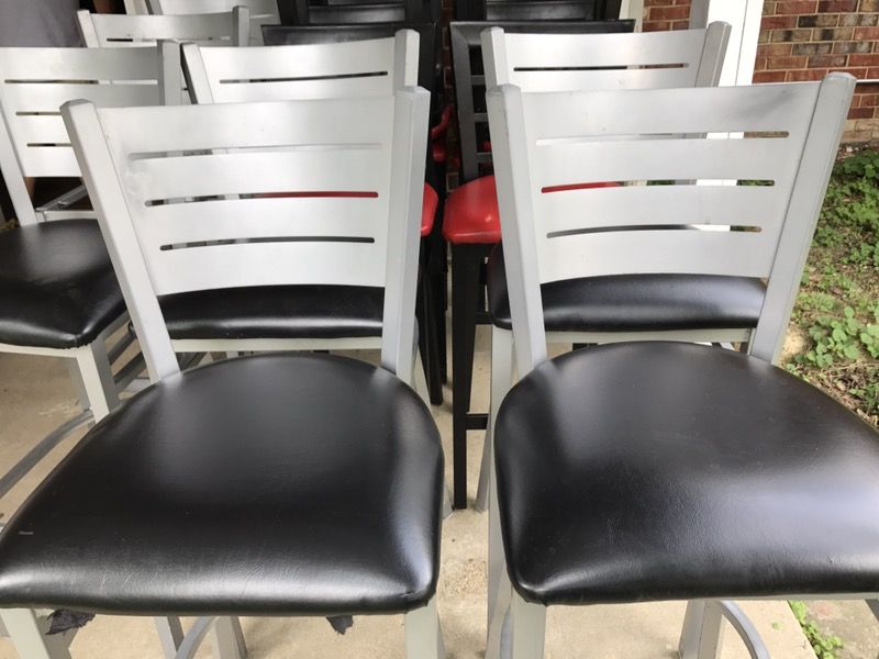 Commercial bar stools !!! Like new